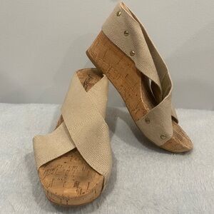 LUCKY Brand cork wedges Stretch Straps Rivots
